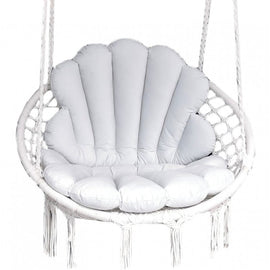 Handgemaakte hangstoelkussen schelp / shell vorm van CLEANABOO® materiaal velvet lichtgrijs