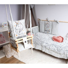 Afbeelding in Gallery-weergave laden, Luxe houten 3 in 1 handgemaakte unicorn meegroei babyschommel en kinderschommel